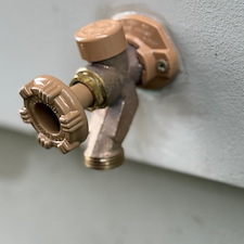 Cracked-Hose-Bibb-Repair-in-Lisle-IL 2